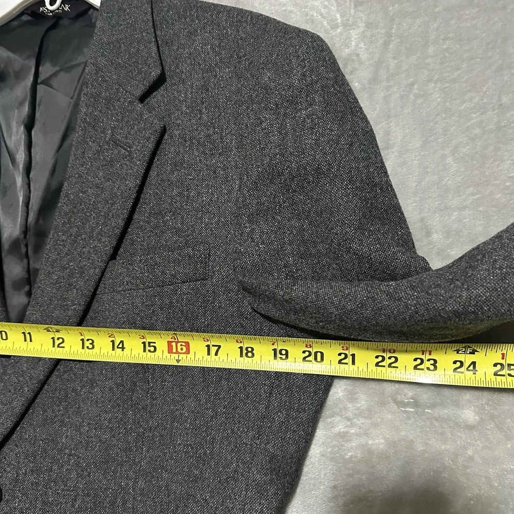 Jos A Bank Classic Tweed Wool Sport Coat Blazer Jacket Mens 40S Gray Old Money